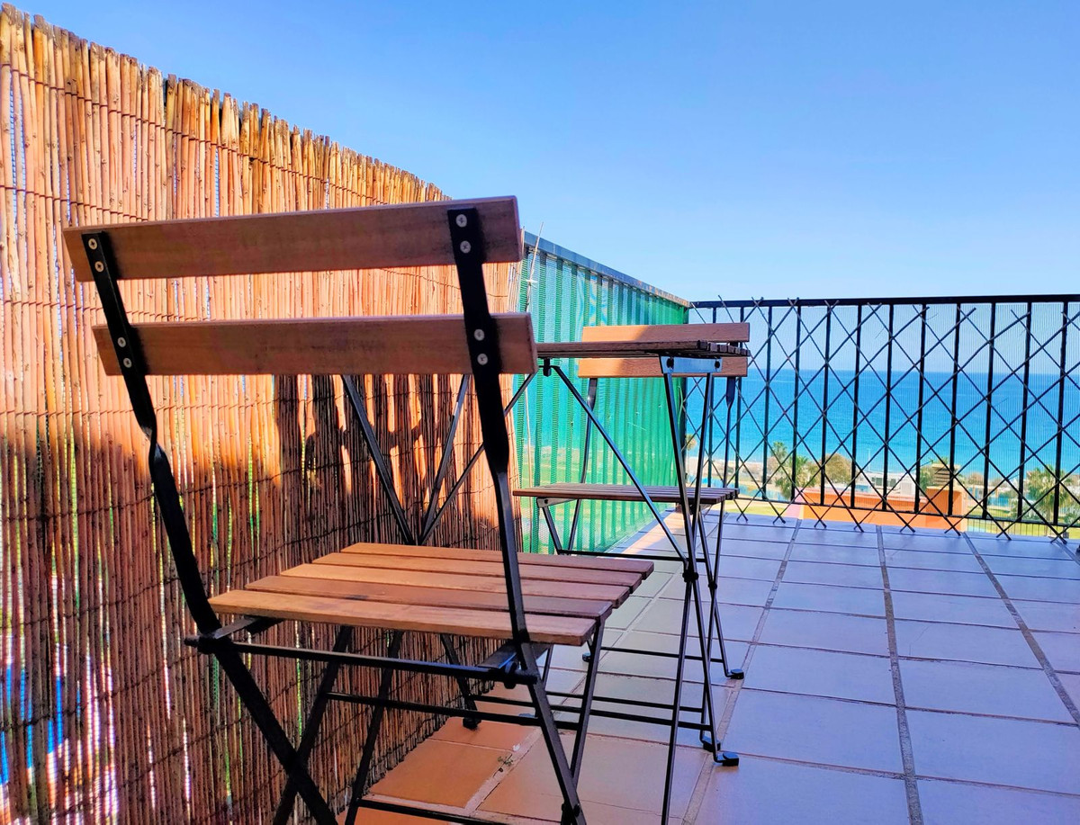 2 Bed Apartment for sale in Fuengirola Costa Del Sol, Málaga, Spain