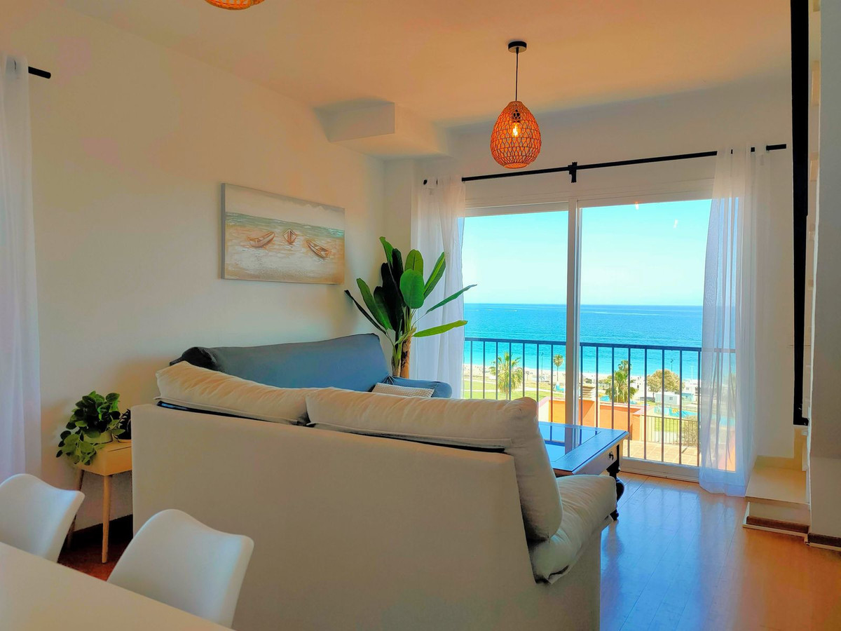 2 Bed Apartment for sale in Fuengirola Costa Del Sol, Málaga, Spain