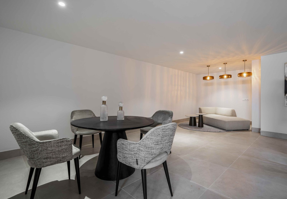 4 Bed Townhouse for sale in New Golden Mile Costa Del Sol, Málaga, Spain