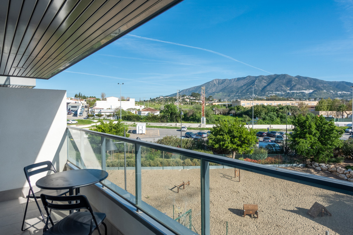 3 Bed Apartment for sale in Las Lagunas Costa Del Sol, Málaga, Spain