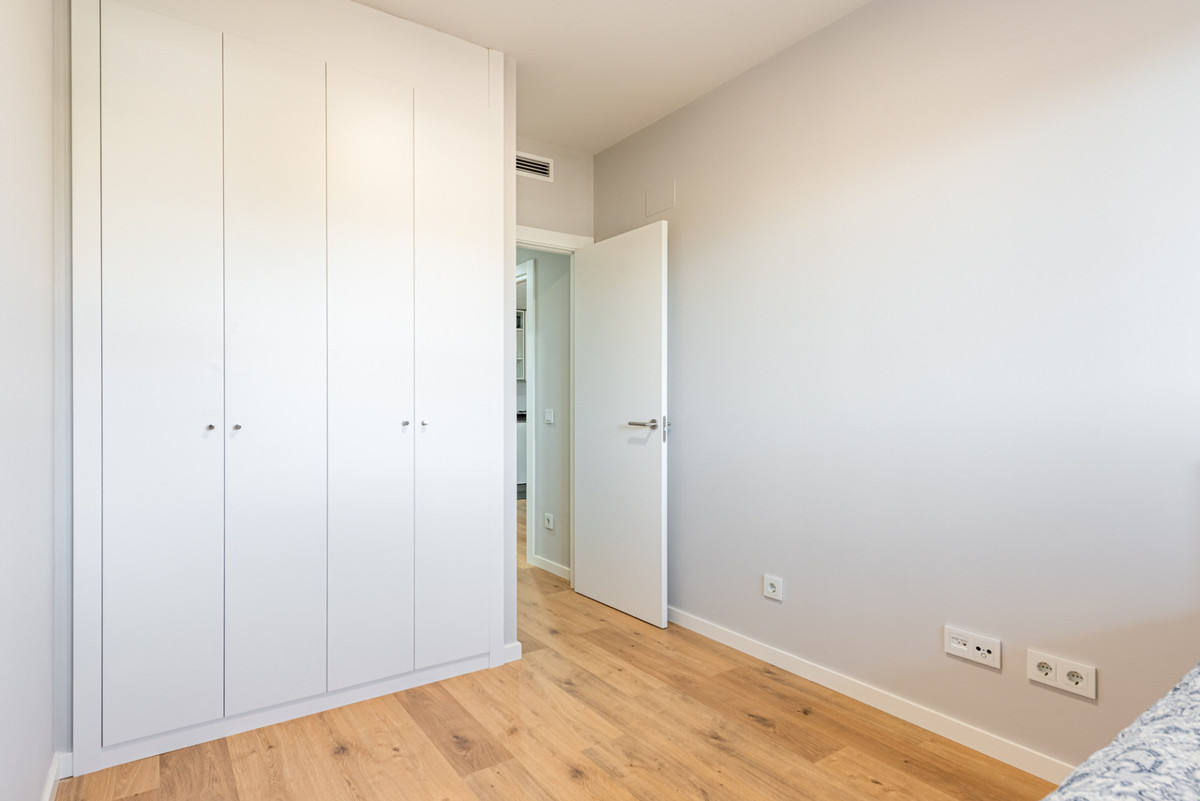 3 Bed Apartment for sale in Las Lagunas Costa Del Sol, Málaga, Spain