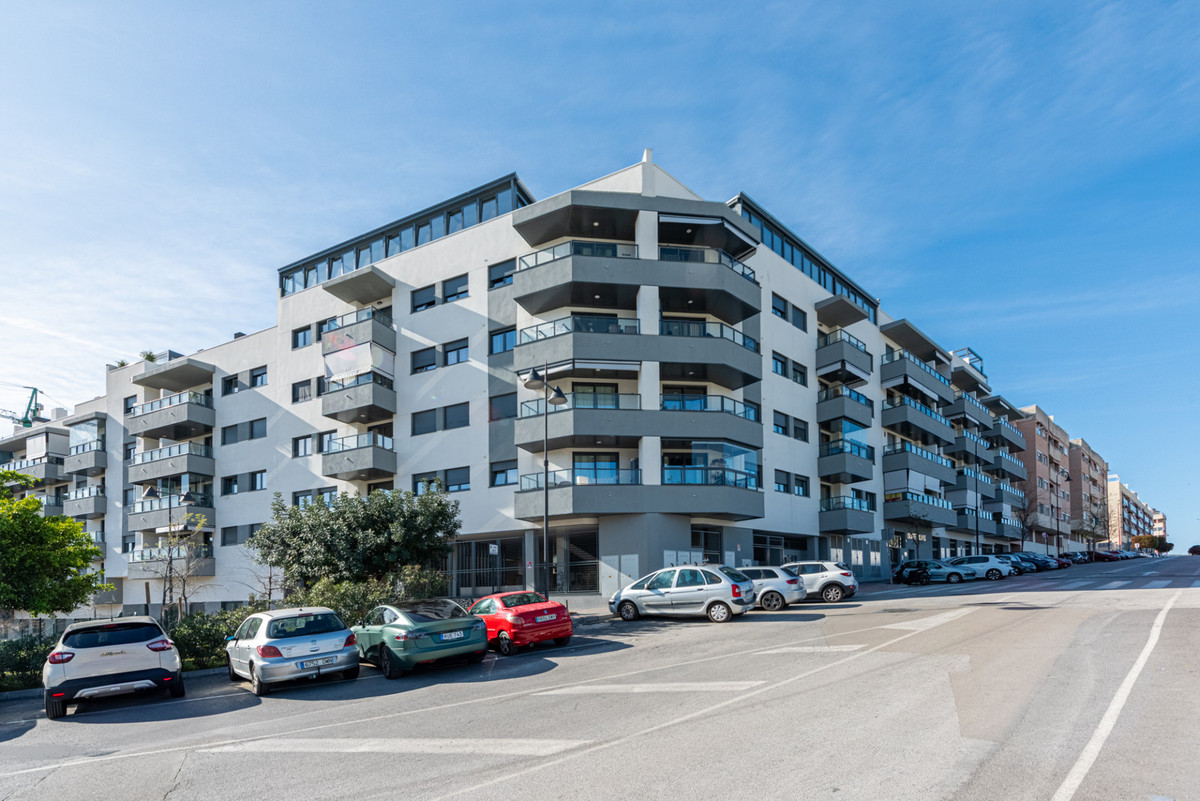 3 Bed Apartment for sale in Las Lagunas Costa Del Sol, Málaga, Spain