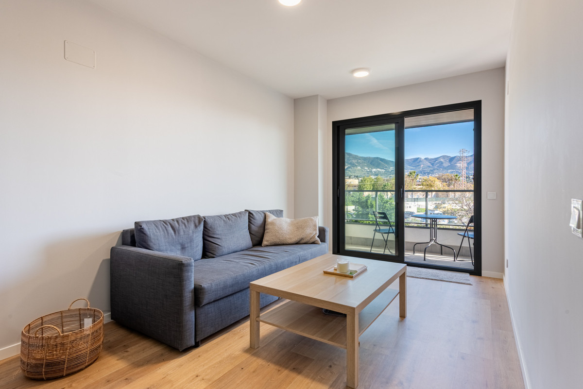 3 Bed Apartment for sale in Las Lagunas Costa Del Sol, Málaga, Spain