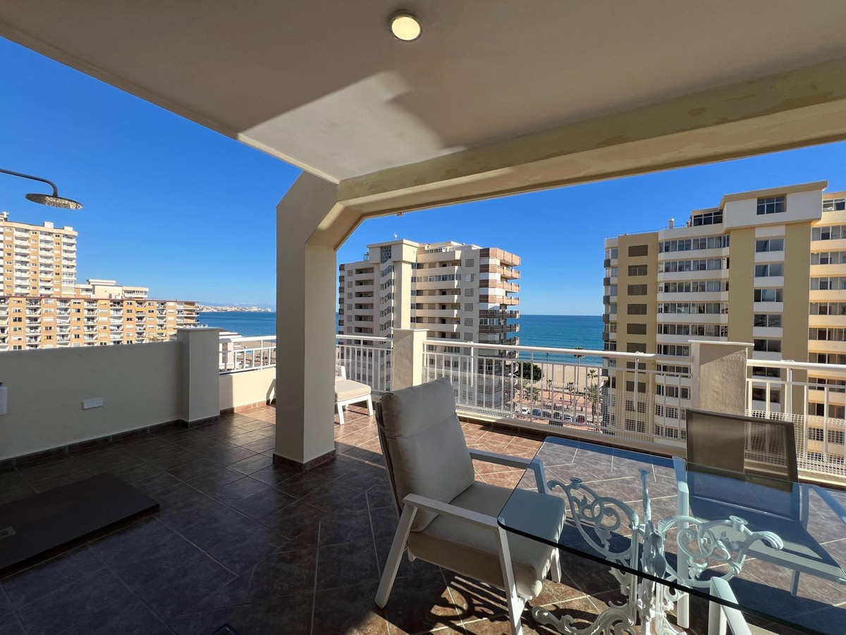 4 Bed Apartment for sale in Fuengirola Costa Del Sol, Málaga, Spain