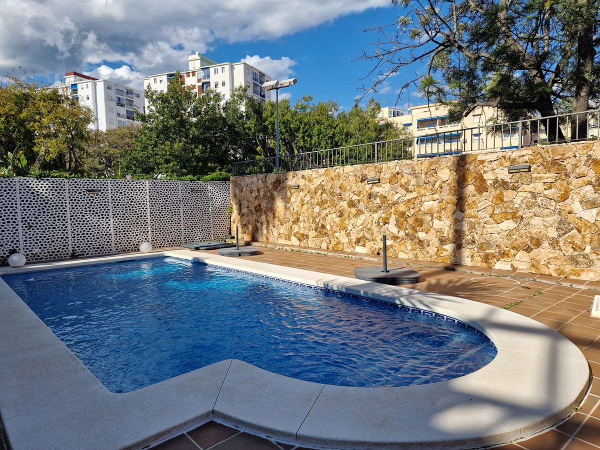 5 Bed Townhouse for sale in Marbella Costa Del Sol, Málaga, Spain