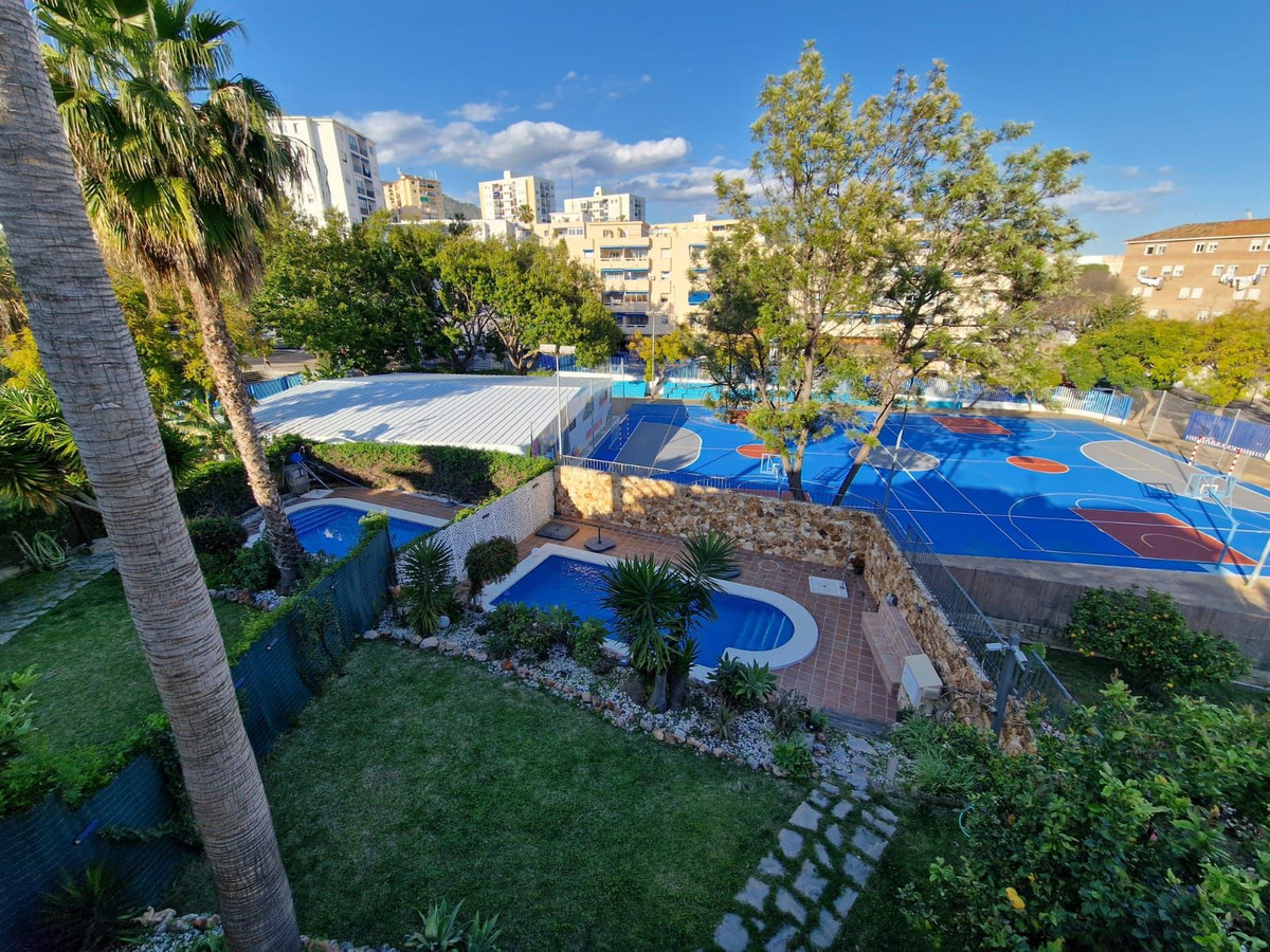 5 Bed Townhouse for sale in Marbella Costa Del Sol, Málaga, Spain