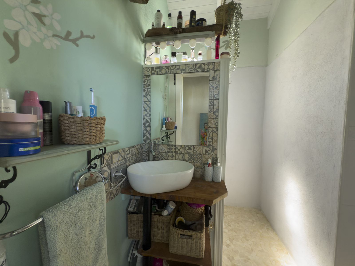 Se vende Finca - Cortijo de 3 dormitorios en Costa Del Sol, Málaga, España