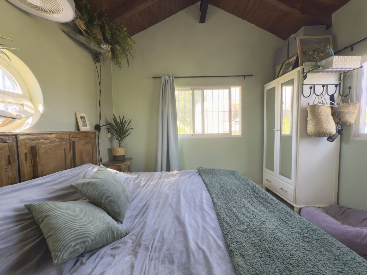 Se vende Finca - Cortijo de 3 dormitorios en Costa Del Sol, Málaga, España