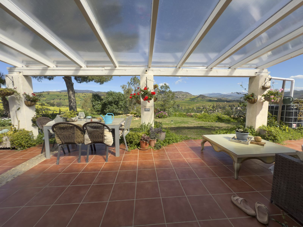 Se vende Finca - Cortijo de 3 dormitorios en Costa Del Sol, Málaga, España