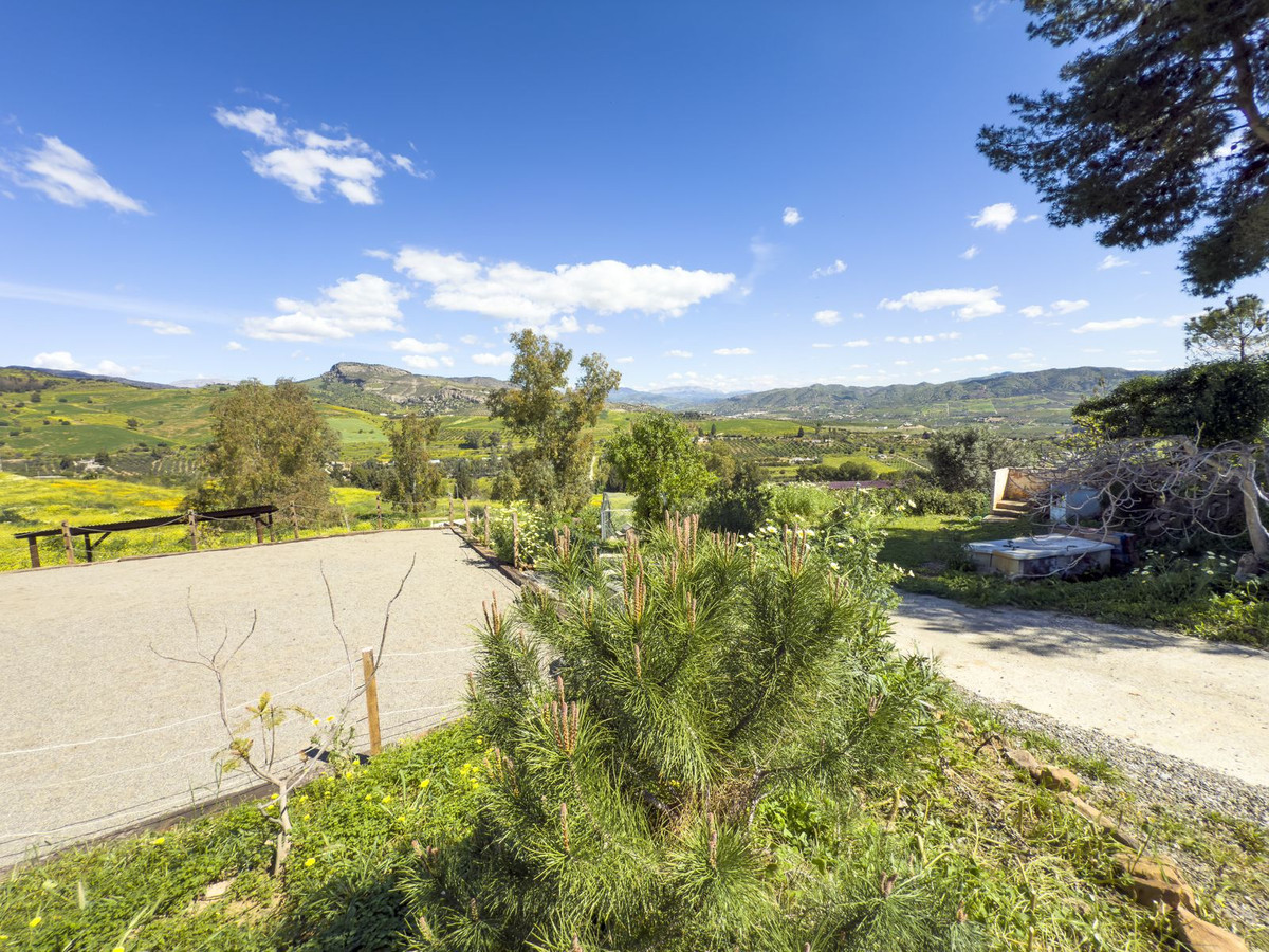 Se vende Finca - Cortijo de 3 dormitorios en Costa Del Sol, Málaga, España
