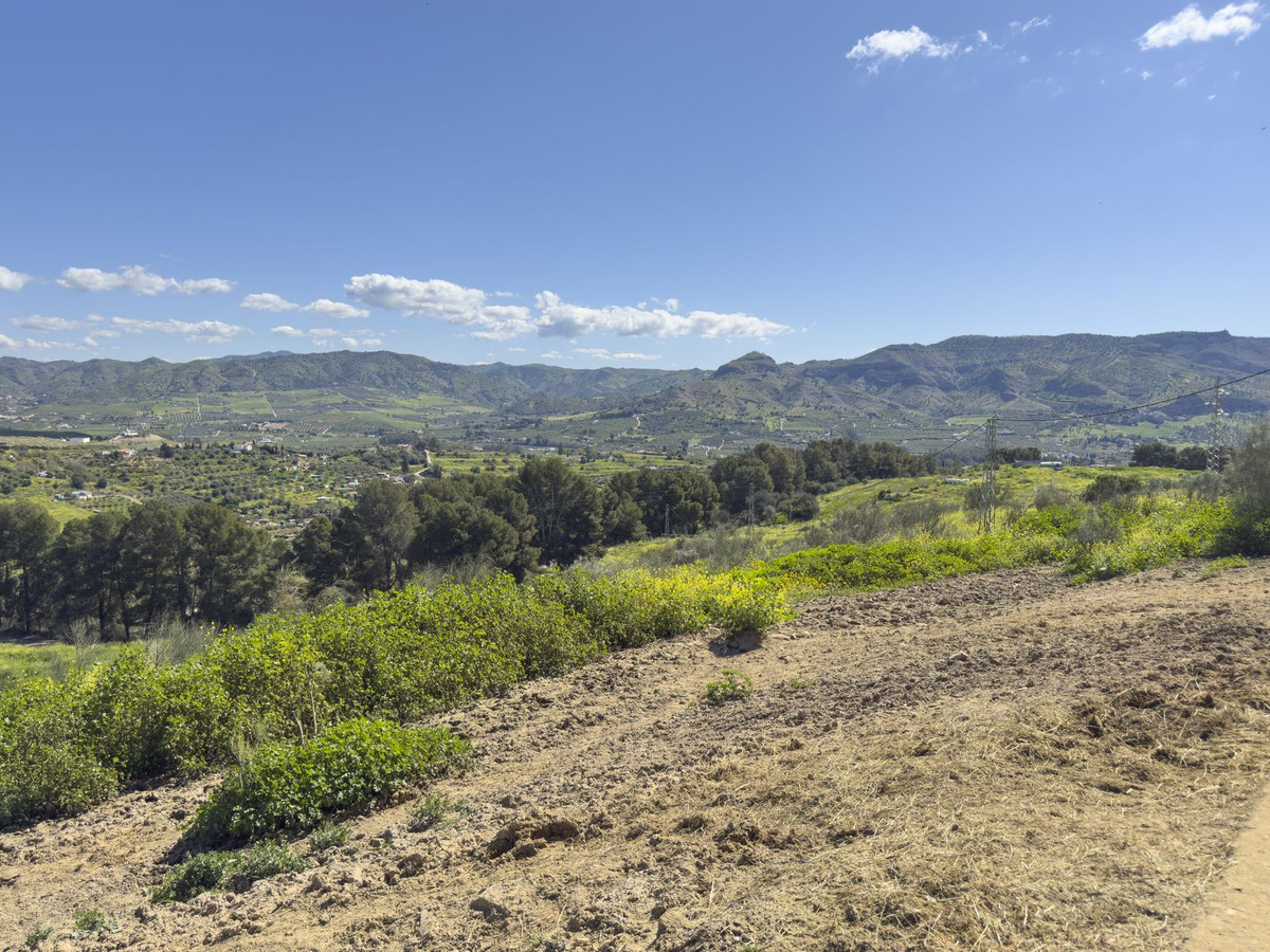 Se vende Finca - Cortijo de 3 dormitorios en Costa Del Sol, Málaga, España