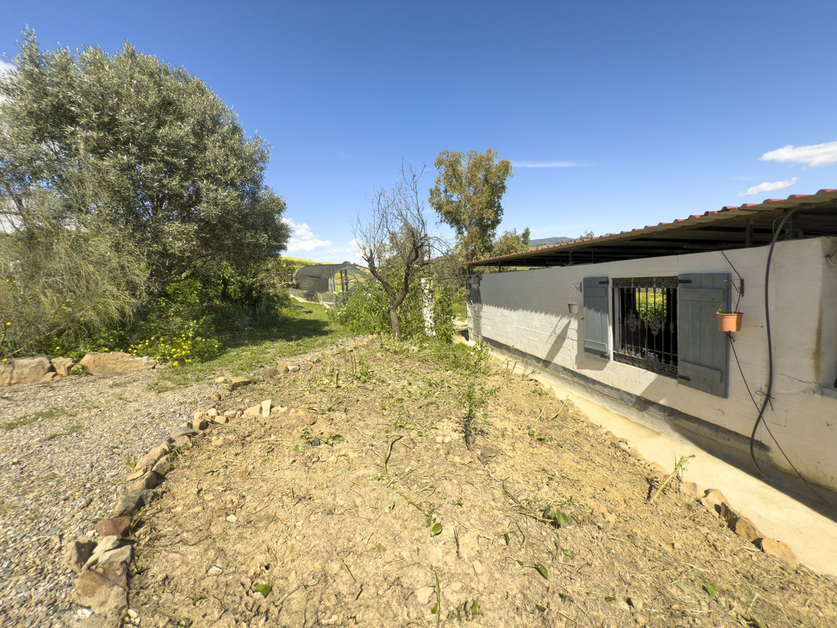 Se vende Finca - Cortijo de 3 dormitorios en Costa Del Sol, Málaga, España