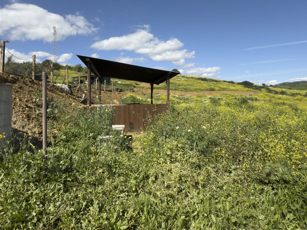 Se vende Finca - Cortijo de 3 dormitorios en Costa Del Sol, Málaga, España