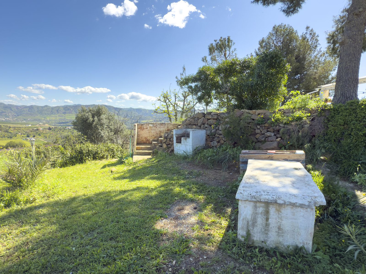 Se vende Finca - Cortijo de 3 dormitorios en Costa Del Sol, Málaga, España