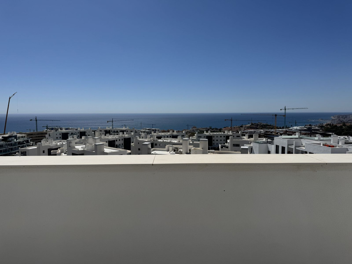 3 Bed Apartment for sale in Fuengirola Costa Del Sol, Málaga, Spain