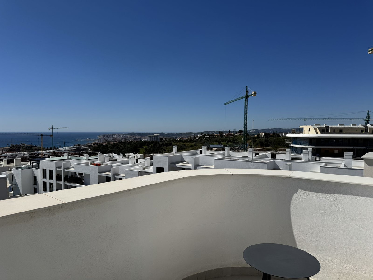 3 Bed Apartment for sale in Fuengirola Costa Del Sol, Málaga, Spain
