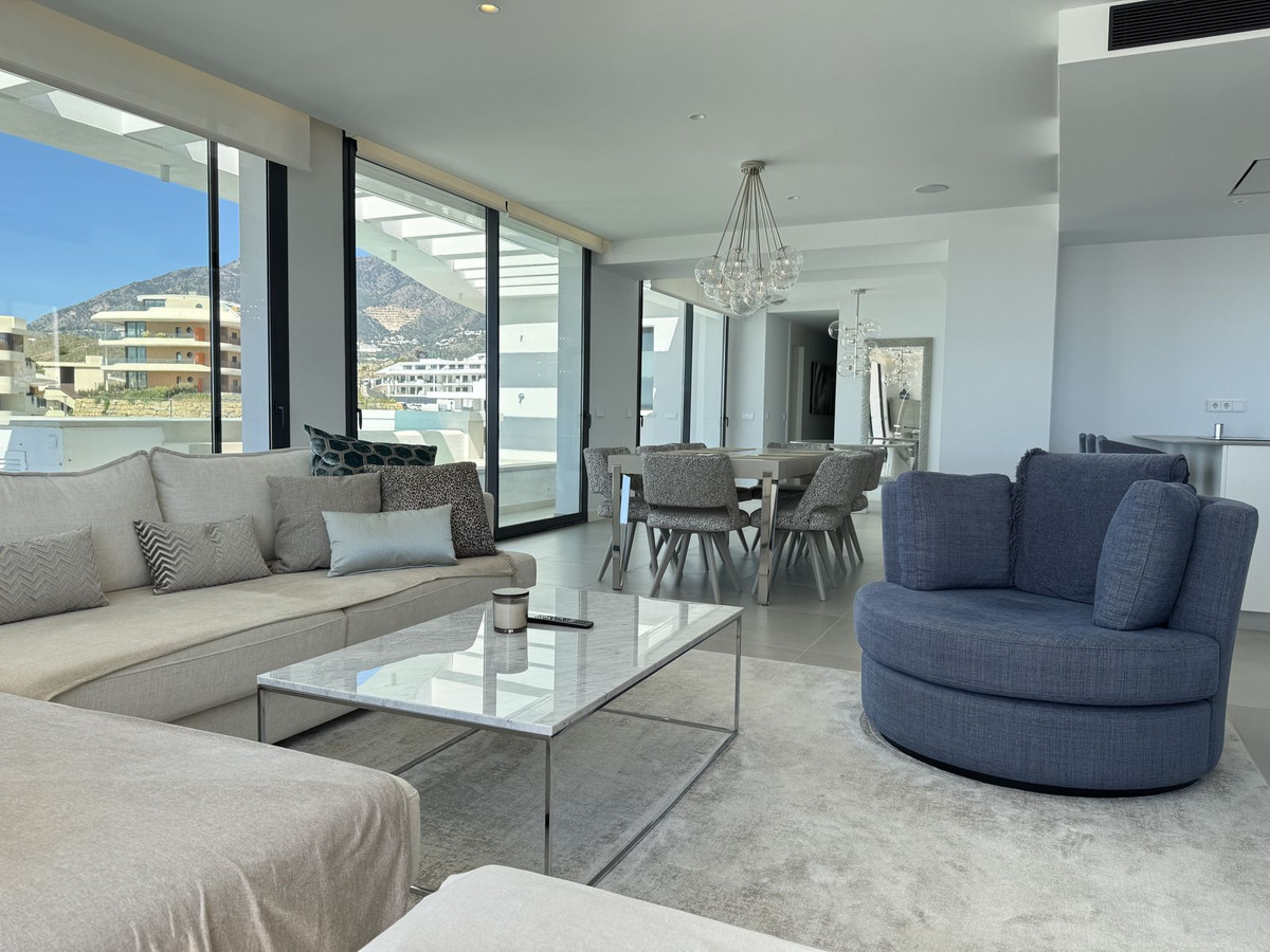 3 Bed Apartment for sale in Fuengirola Costa Del Sol, Málaga, Spain