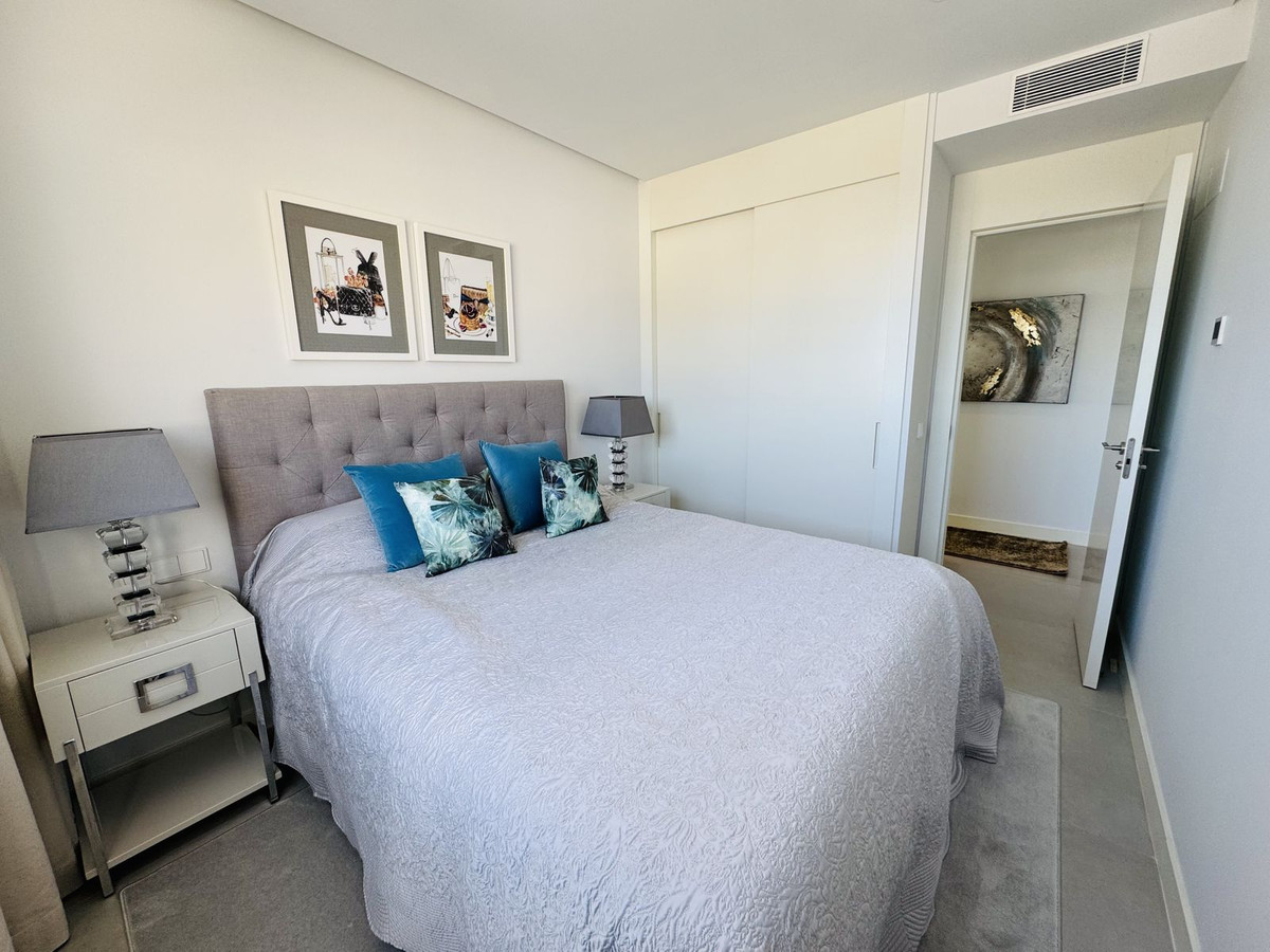 3 Bed Apartment for sale in Fuengirola Costa Del Sol, Málaga, Spain
