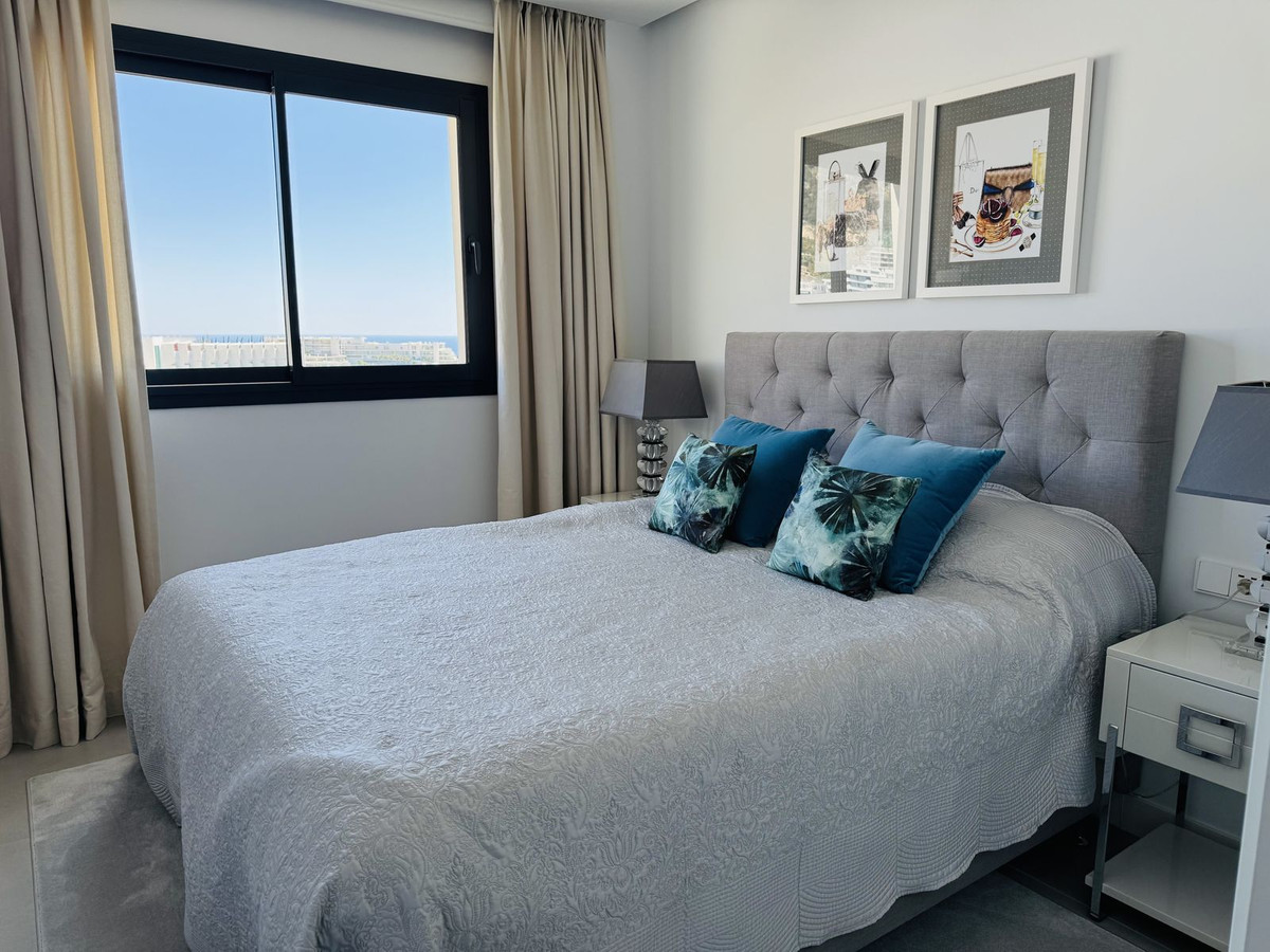 3 Bed Apartment for sale in Fuengirola Costa Del Sol, Málaga, Spain