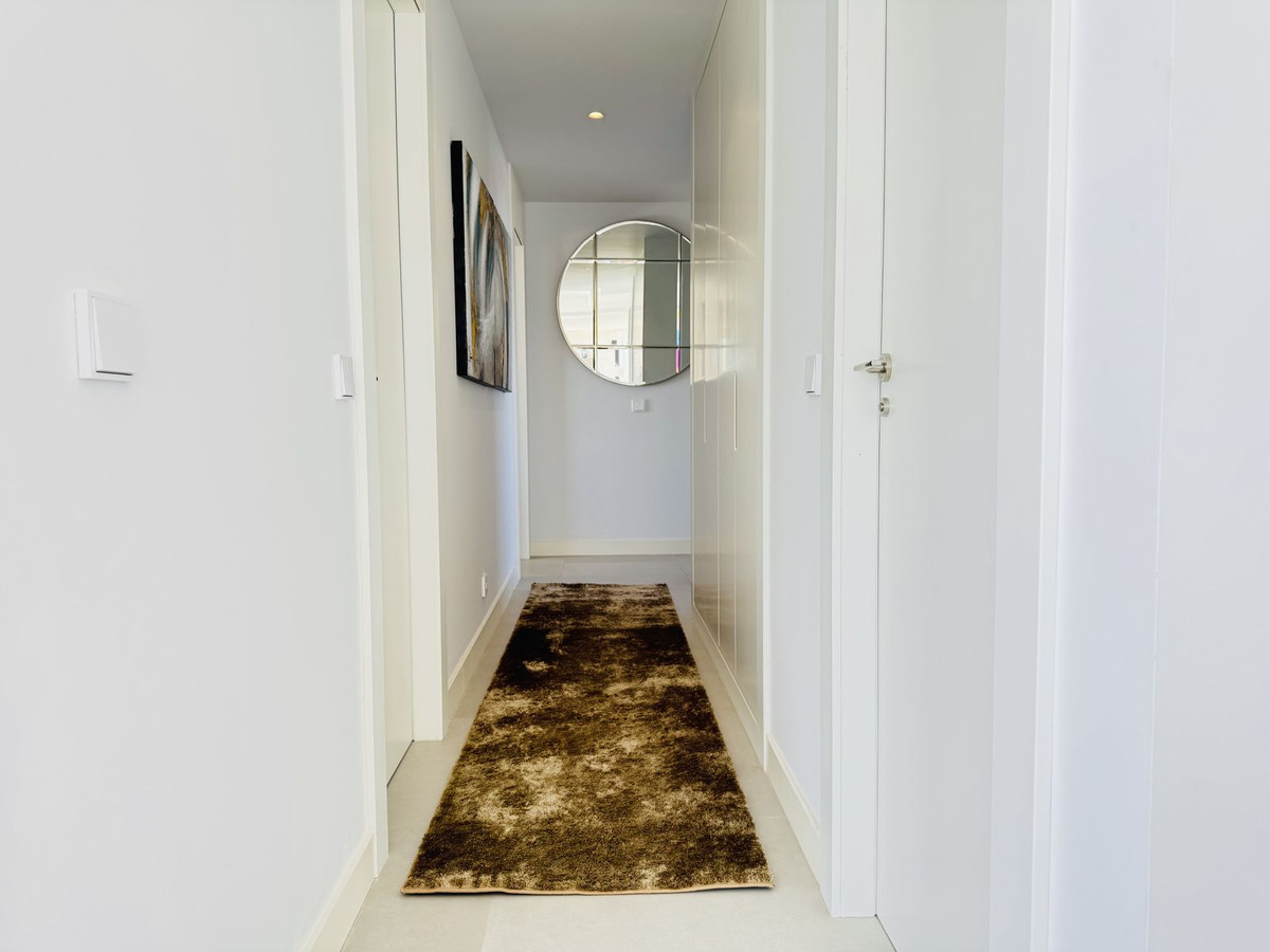 3 Bed Apartment for sale in Fuengirola Costa Del Sol, Málaga, Spain