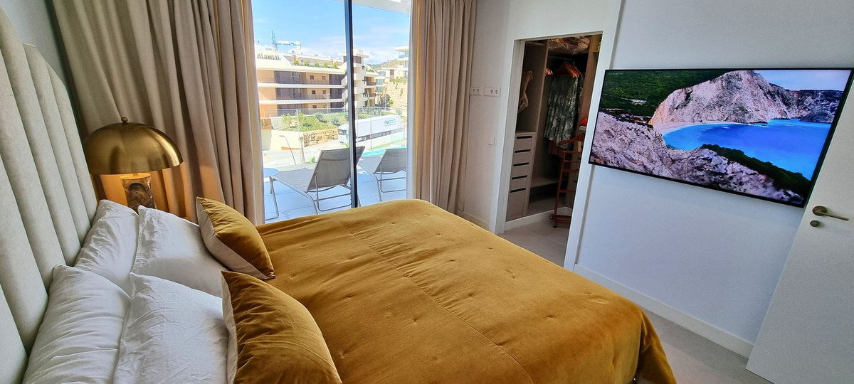 3 Bed Apartment for sale in Fuengirola Costa Del Sol, Málaga, Spain