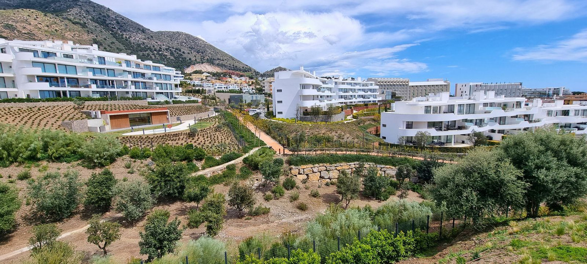 3 Bed Apartment for sale in Fuengirola Costa Del Sol, Málaga, Spain