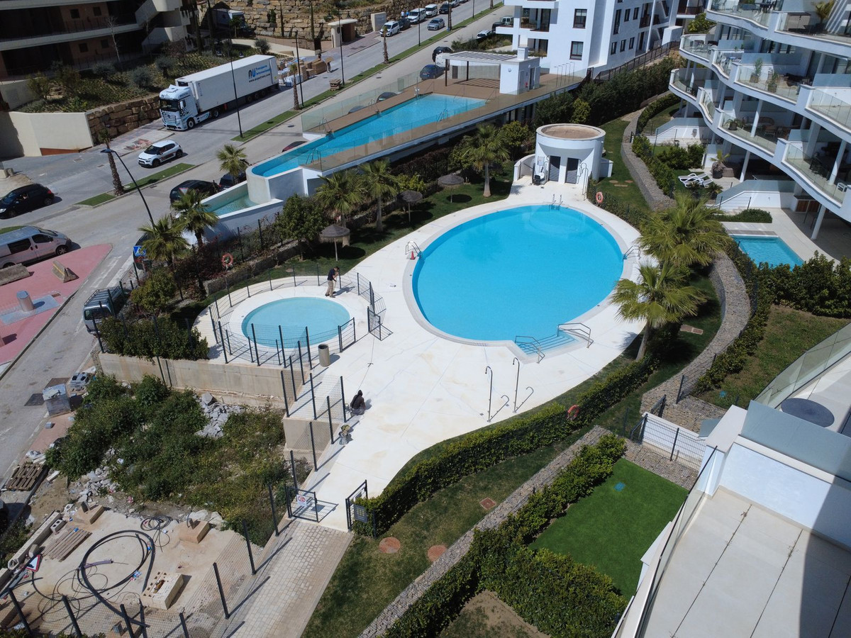 3 Bed Apartment for sale in Fuengirola Costa Del Sol, Málaga, Spain