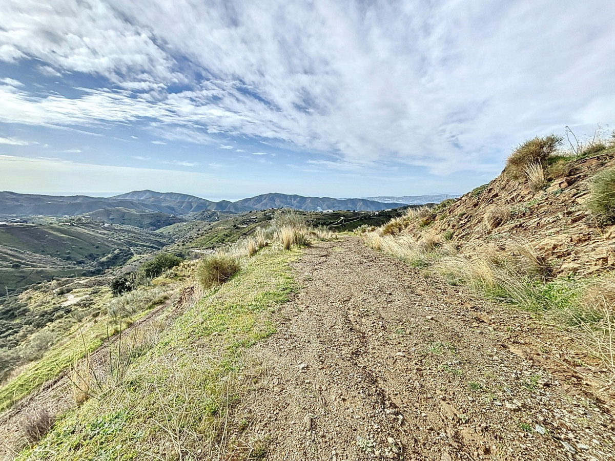 1 Bed Plots for sale in Sedella Costa Del Sol East, Málaga, Spain