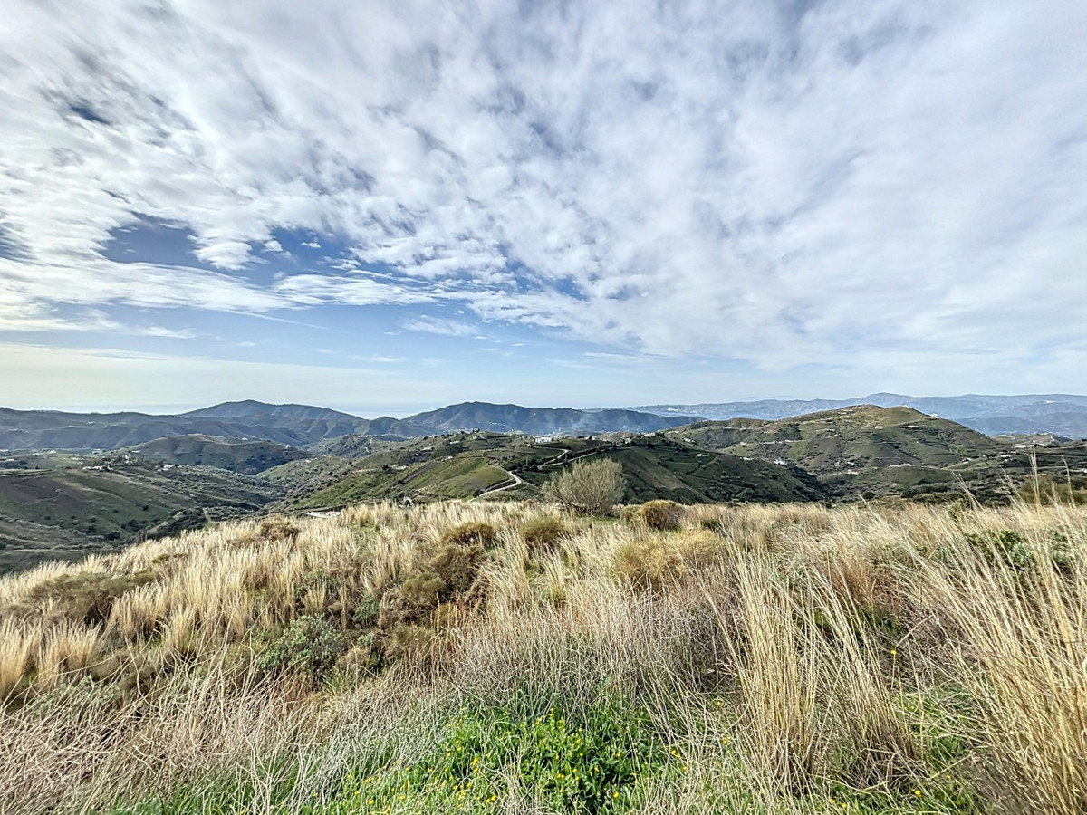 1 Bed Plots for sale in Sedella Costa Del Sol East, Málaga, Spain