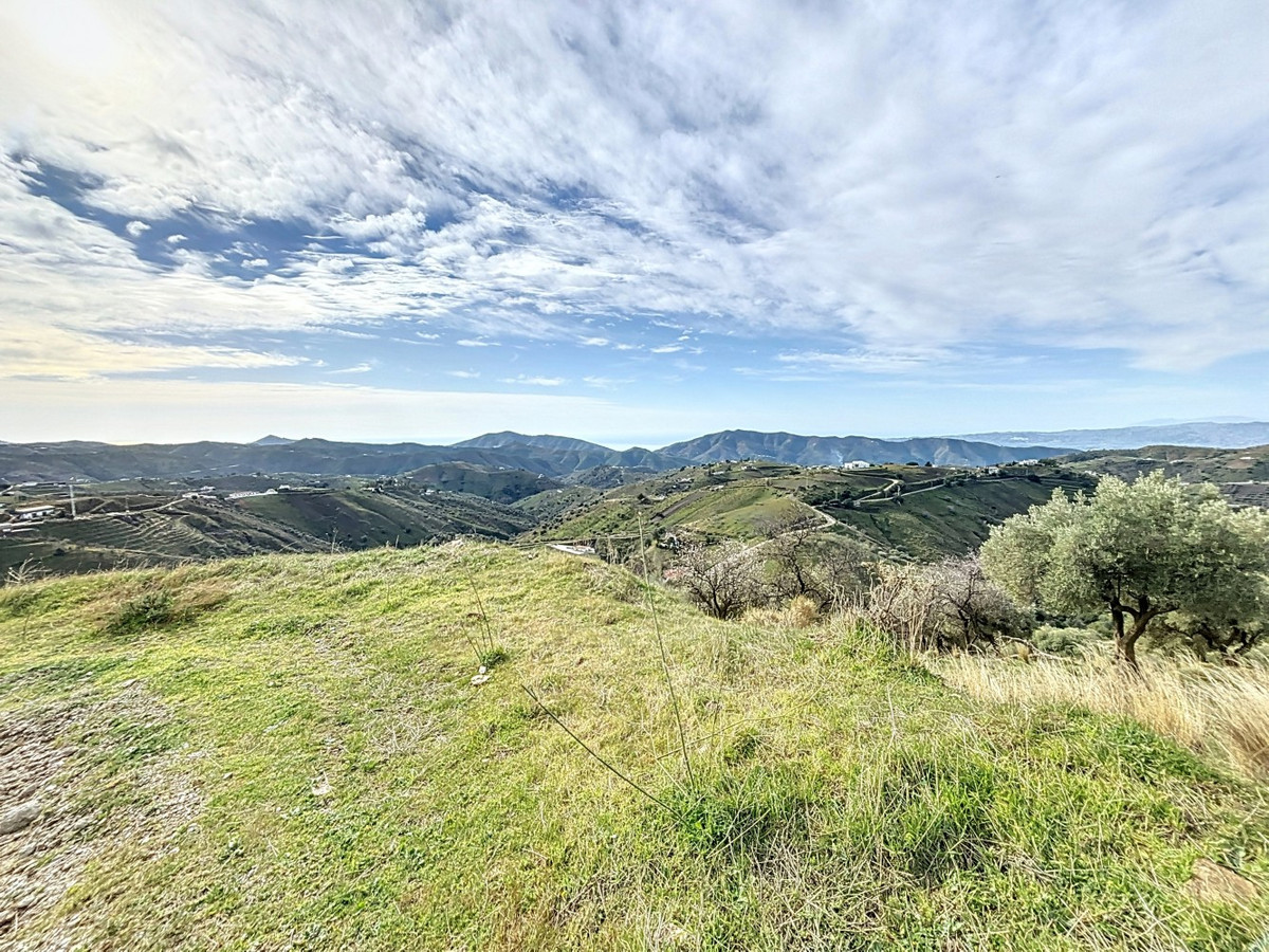 1 Bed Plots for sale in Sedella Costa Del Sol East, Málaga, Spain
