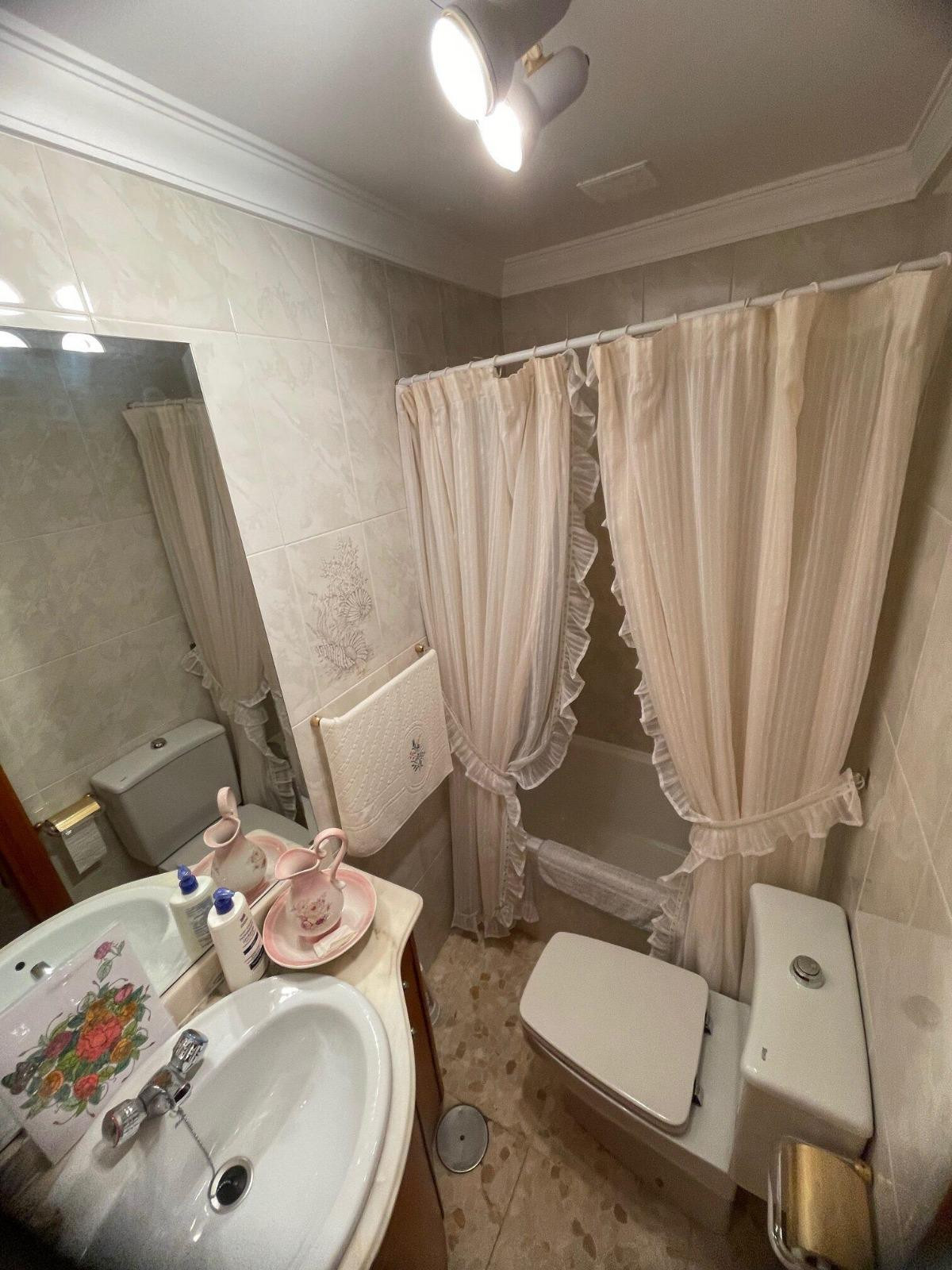 Se vende Otro de 5 dormitorios en Costa Del Sol, Málaga, España
