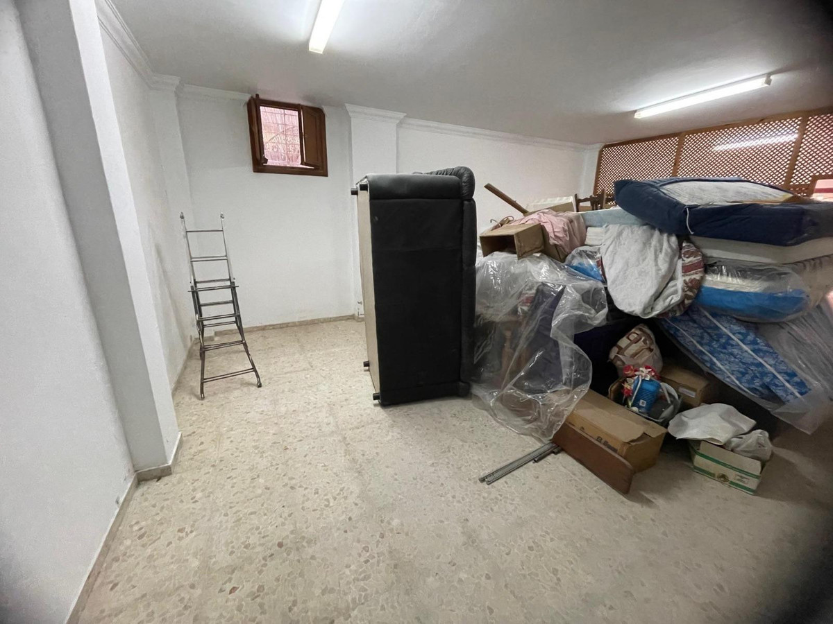 Se vende Otro de 5 dormitorios en Costa Del Sol, Málaga, España