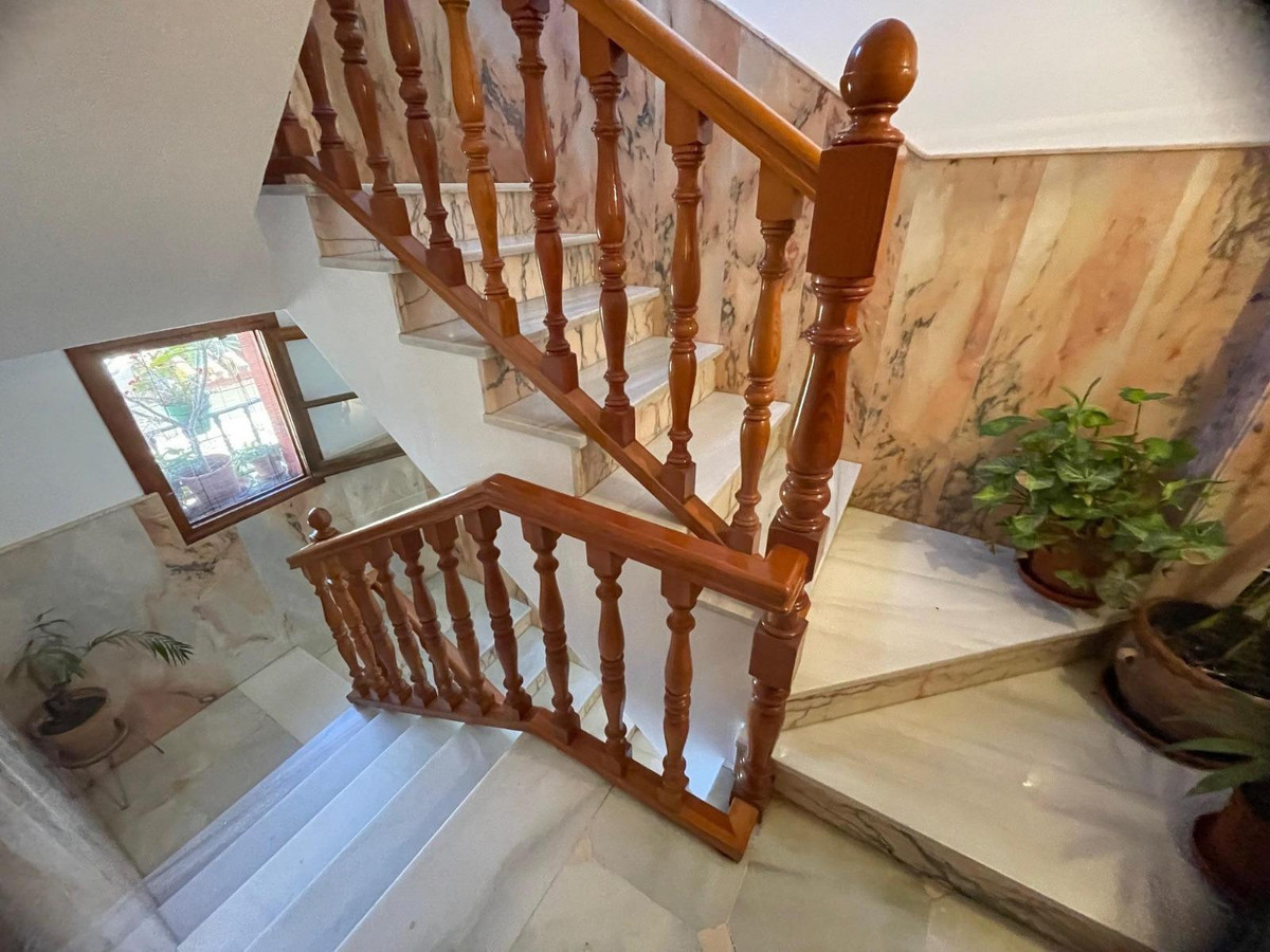 Se vende Otro de 5 dormitorios en Costa Del Sol, Málaga, España