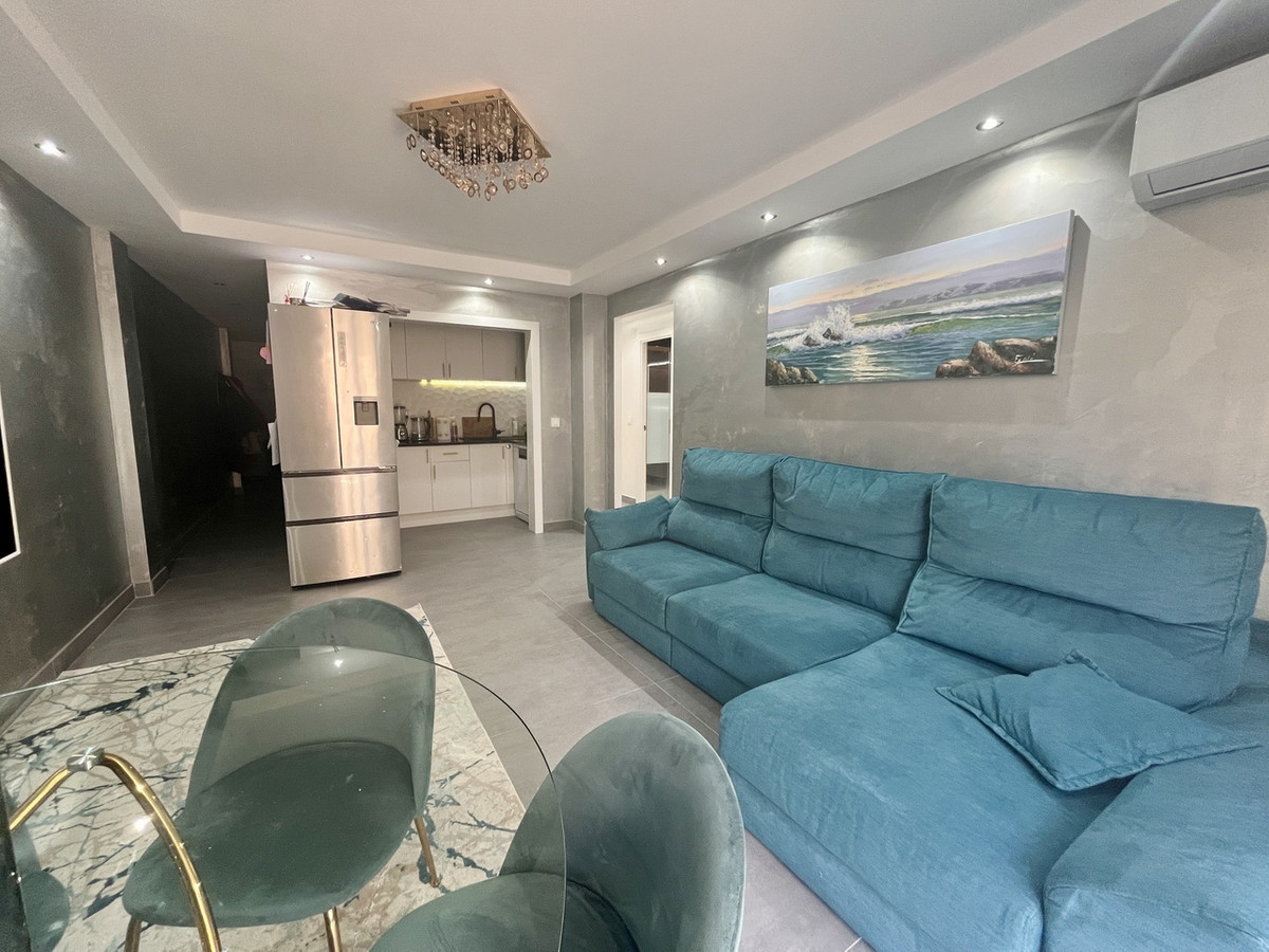 3 Bed Apartment for sale in Torrevieja Costa Blanca, Alicante, Spain