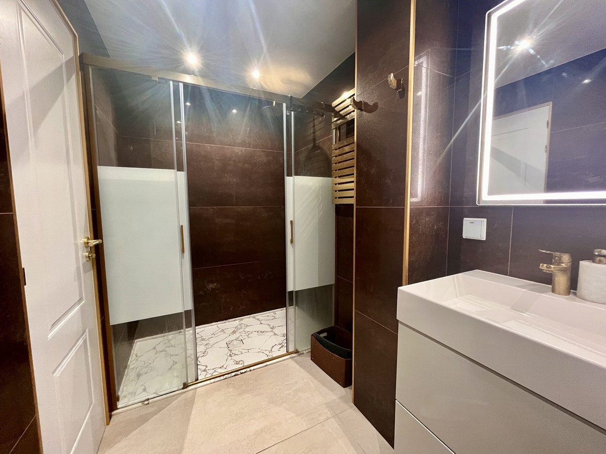 3 Bed Apartment for sale in Torrevieja Costa Blanca, Alicante, Spain