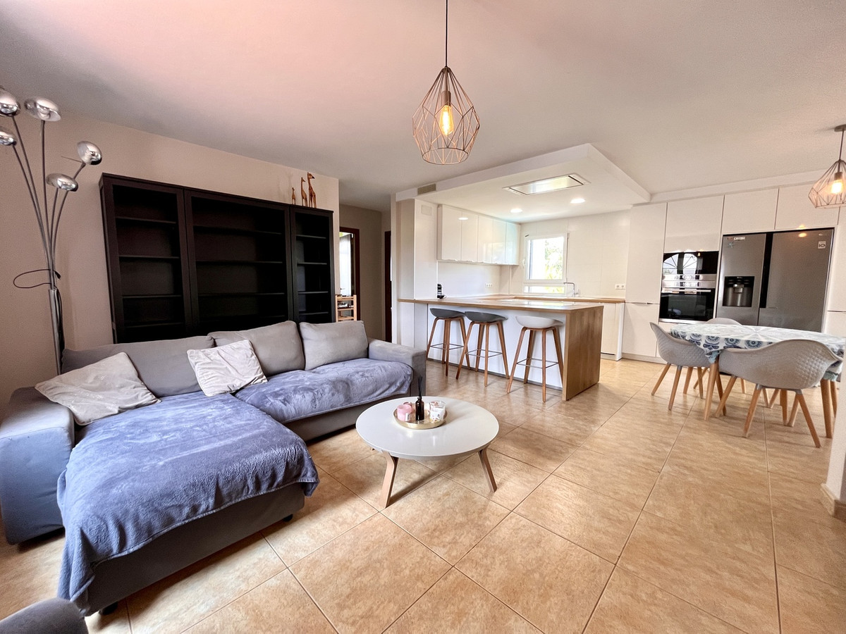 5 Bed Townhouse for sale in La Zenia Costa Blanca, Alicante, Spain