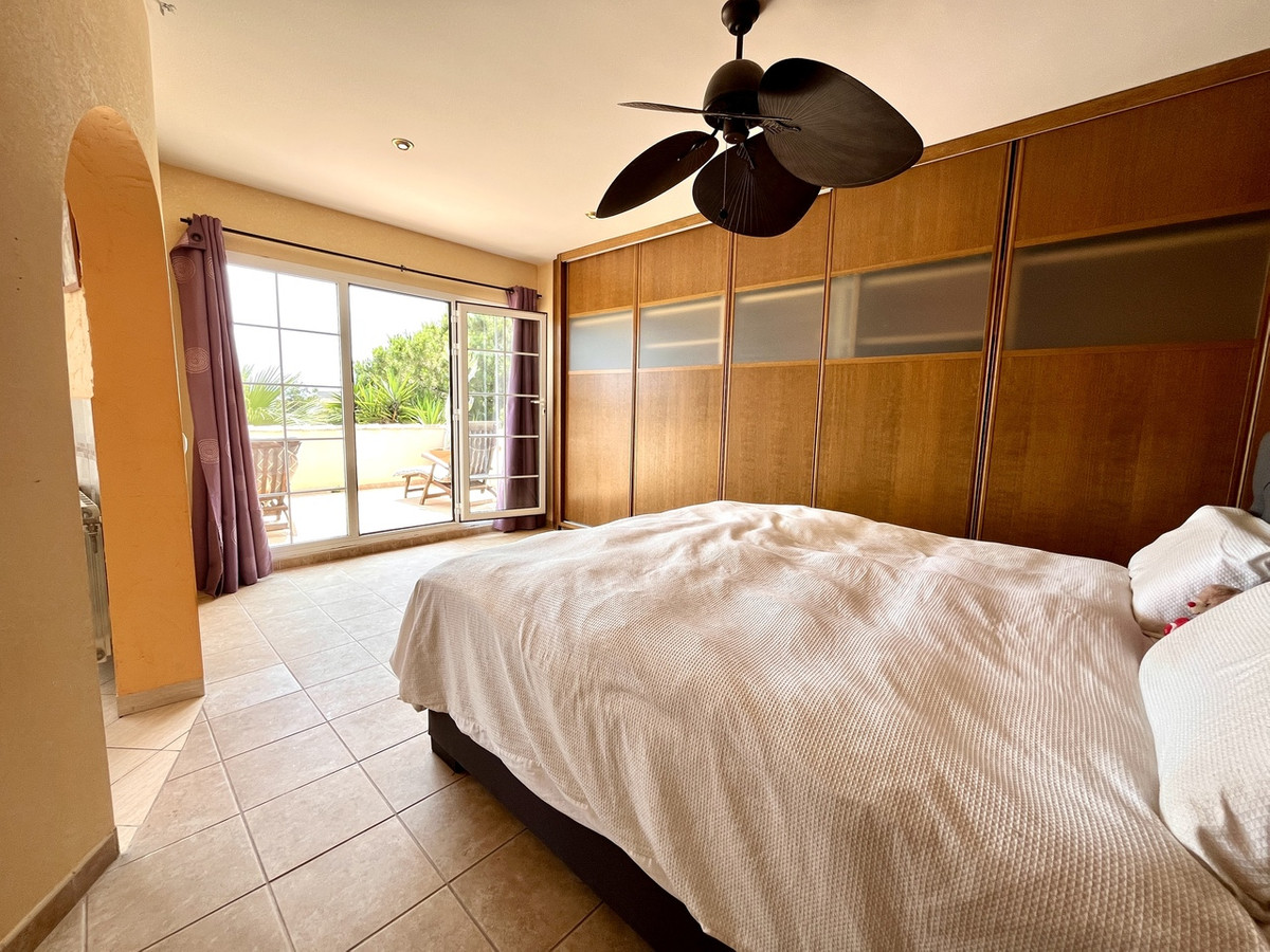 5 Bed Townhouse for sale in La Zenia Costa Blanca, Alicante, Spain