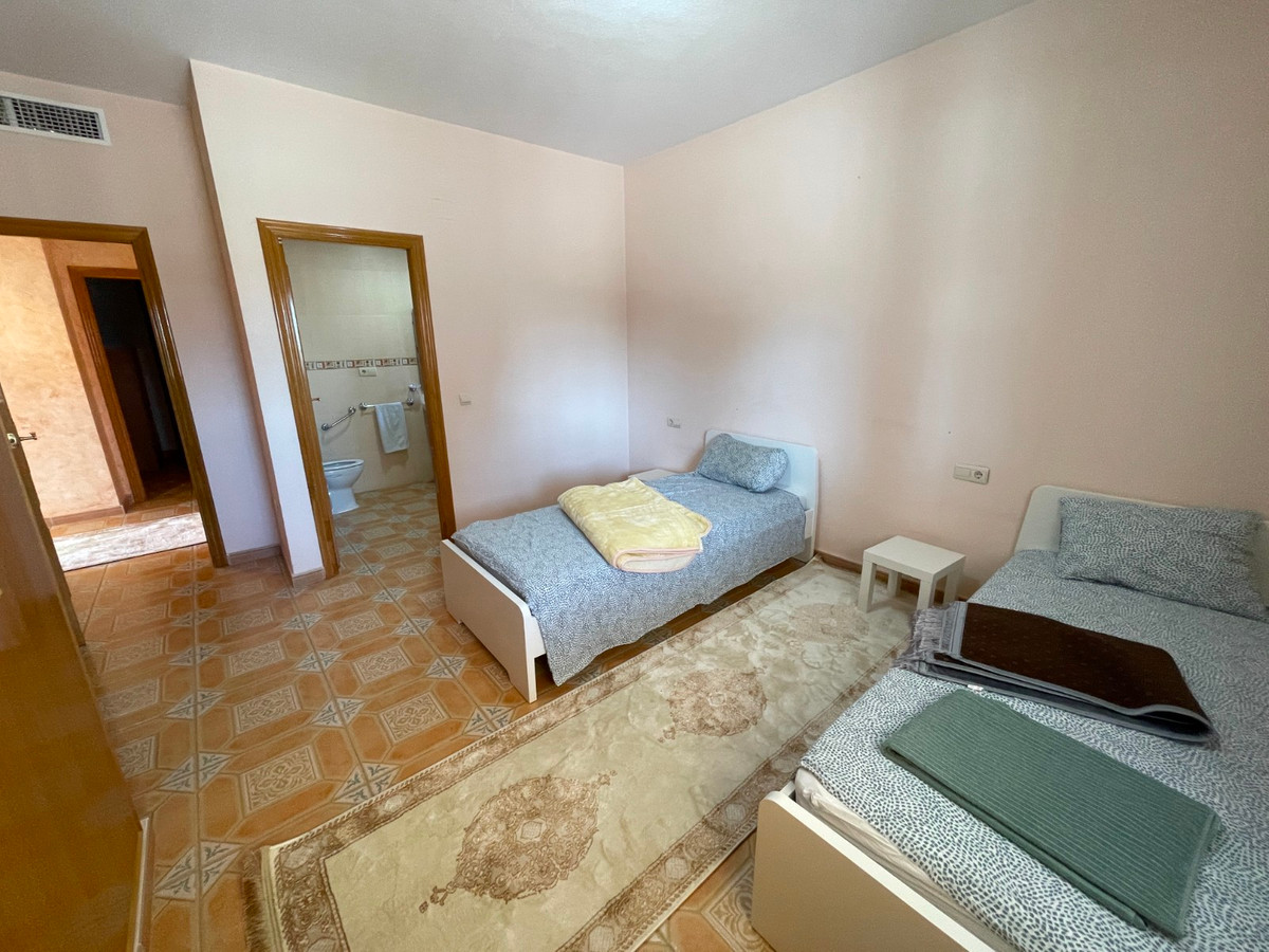 3 Bed Townhouse for sale in Albatera Costa Blanca, Alicante, Spain