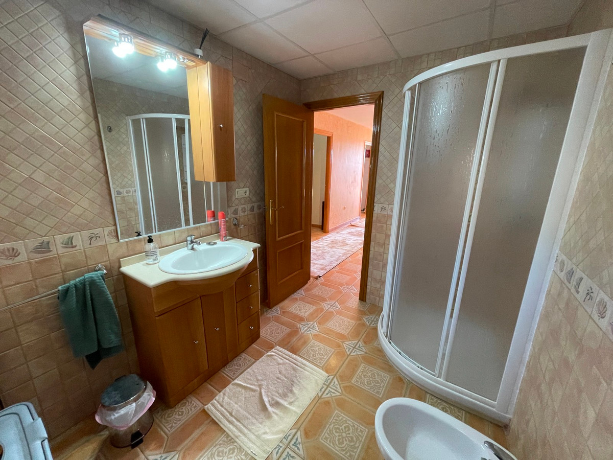 3 Bed Townhouse for sale in Albatera Costa Blanca, Alicante, Spain
