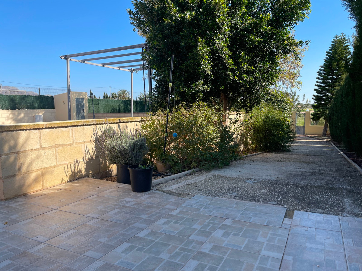3 Bed Townhouse for sale in Albatera Costa Blanca, Alicante, Spain