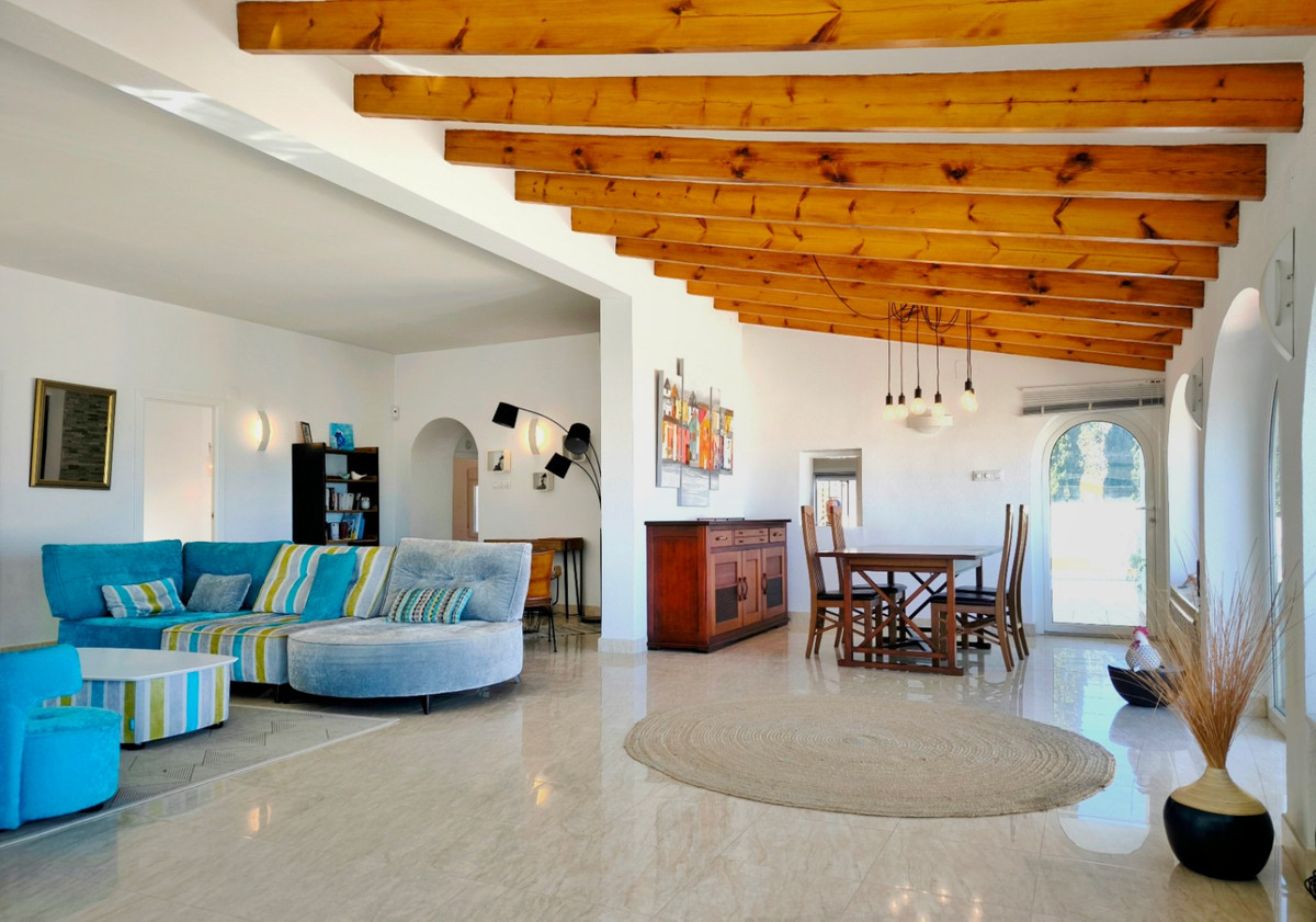 5 Bed Townhouse for sale in Denia Costa Blanca, Alicante, Spain