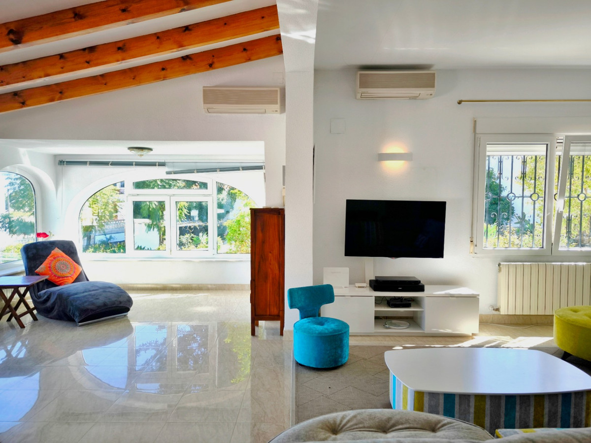 5 Bed Townhouse for sale in Denia Costa Blanca, Alicante, Spain