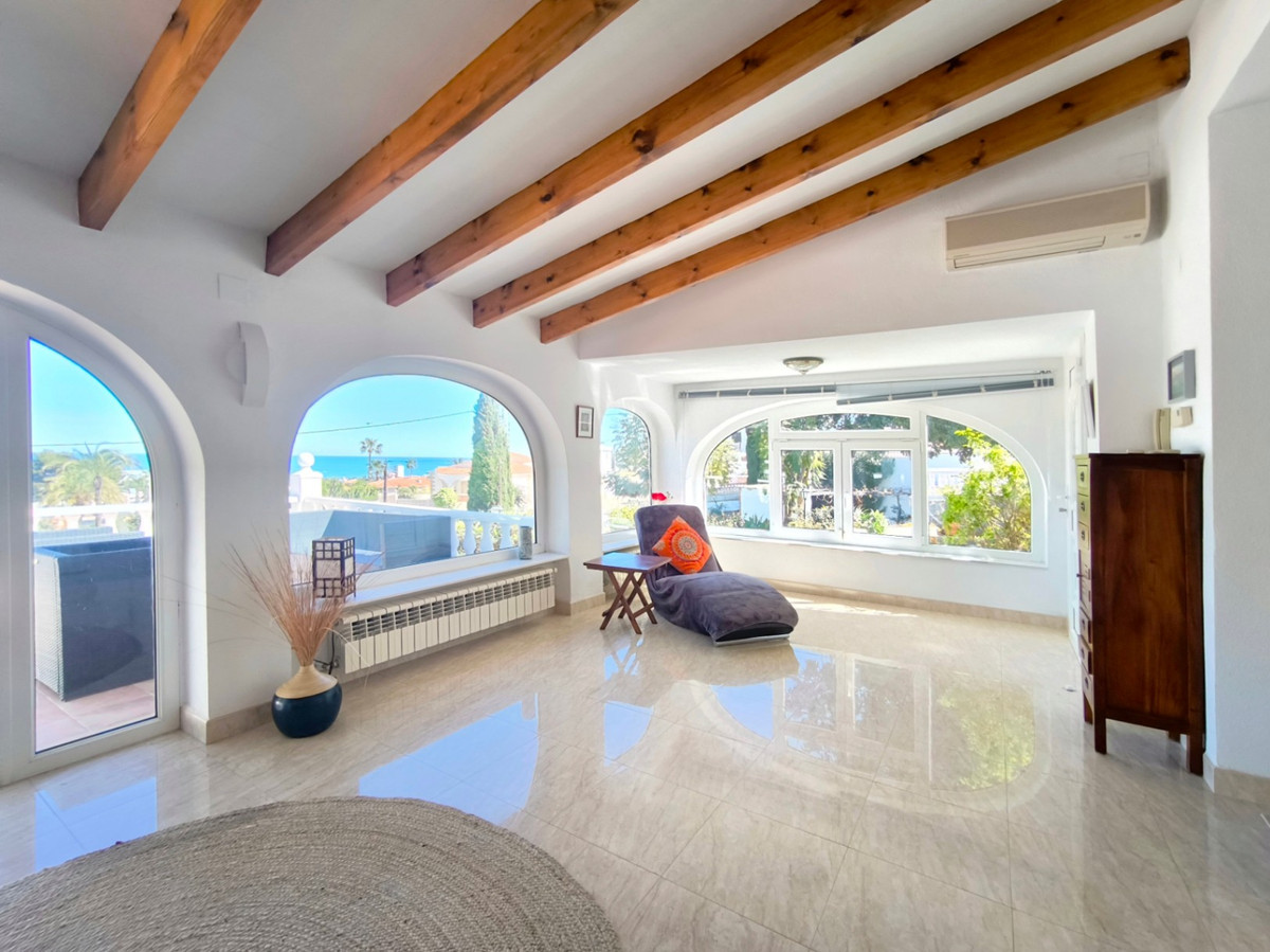 5 Bed Townhouse for sale in Denia Costa Blanca, Alicante, Spain