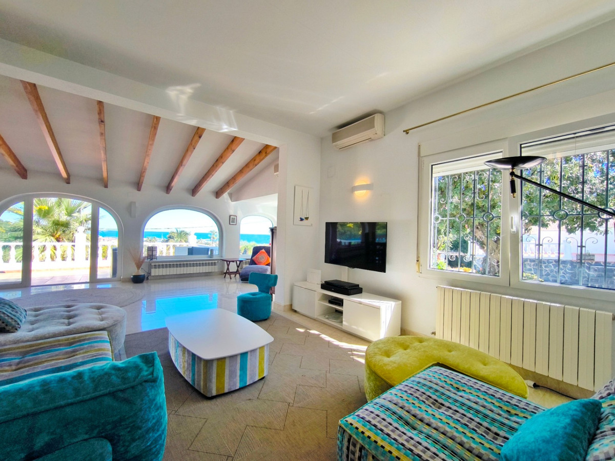 5 Bed Townhouse for sale in Denia Costa Blanca, Alicante, Spain