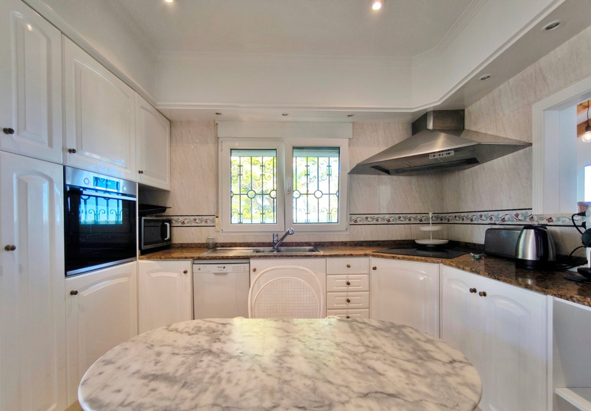 5 Bed Townhouse for sale in Denia Costa Blanca, Alicante, Spain