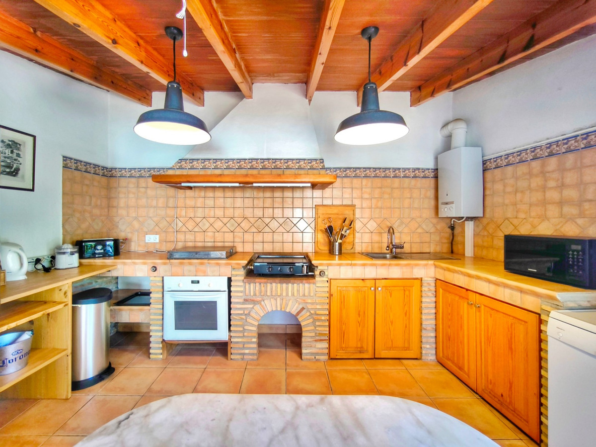 5 Bed Townhouse for sale in Denia Costa Blanca, Alicante, Spain