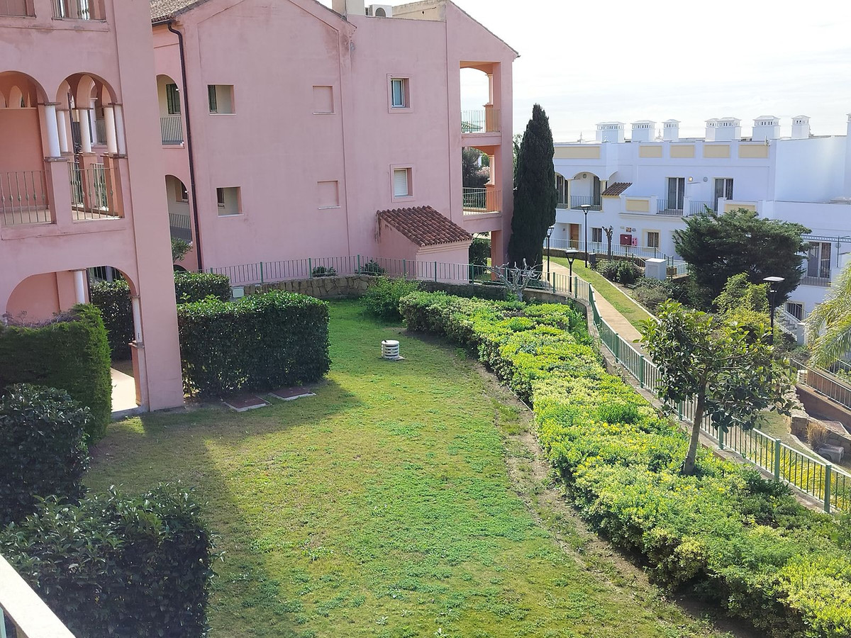 Se vende Apartamento Planta Baja de 2 dormitorios en Costa Del Sol, Málaga, España