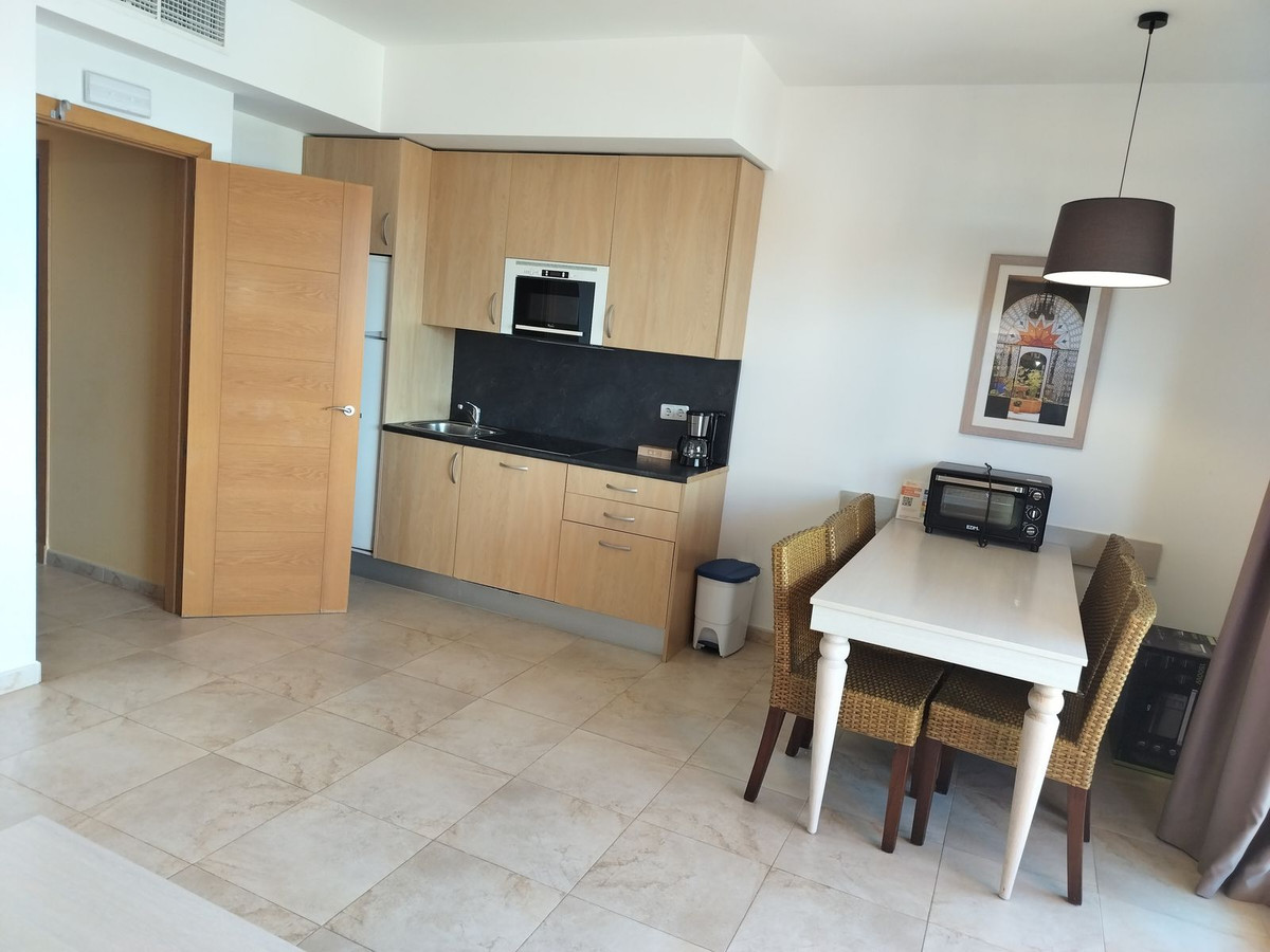 Se vende Apartamento Planta Baja de 2 dormitorios en Costa Del Sol, Málaga, España