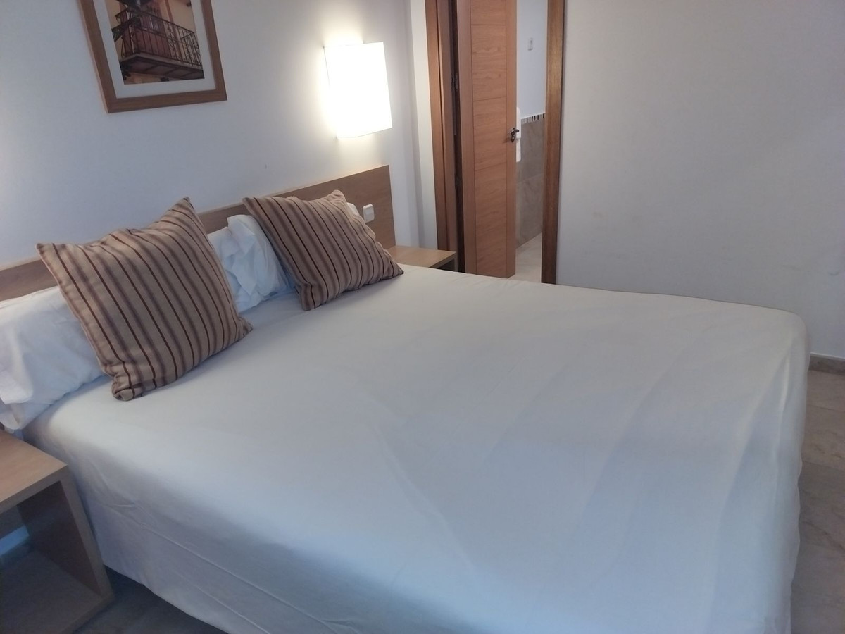 Se vende Apartamento Planta Baja de 2 dormitorios en Costa Del Sol, Málaga, España