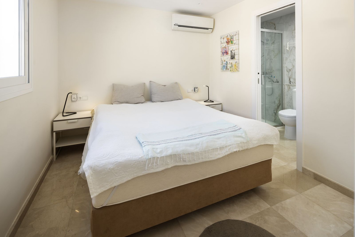 Se vende Adosada de 4 dormitorios en Costa Del Sol, Málaga, España